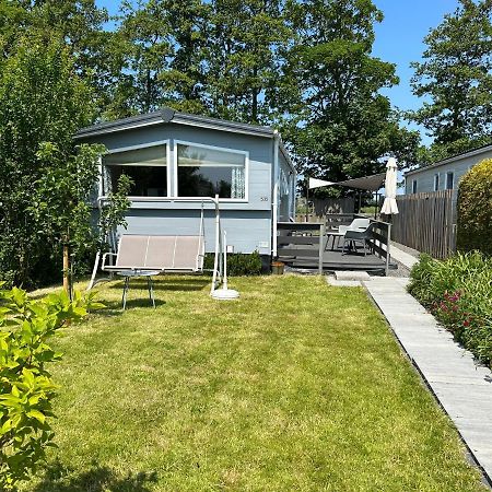 Chalet 536 Op Recreatiepark De Wielen Sint Maarten Exterior foto