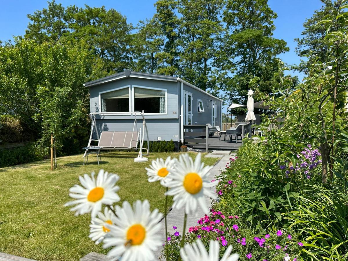 Chalet 536 Op Recreatiepark De Wielen Sint Maarten Exterior foto